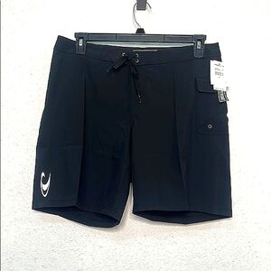 O’Neill Women’s Size 11 Black Hybrid board swim Shorts NWT